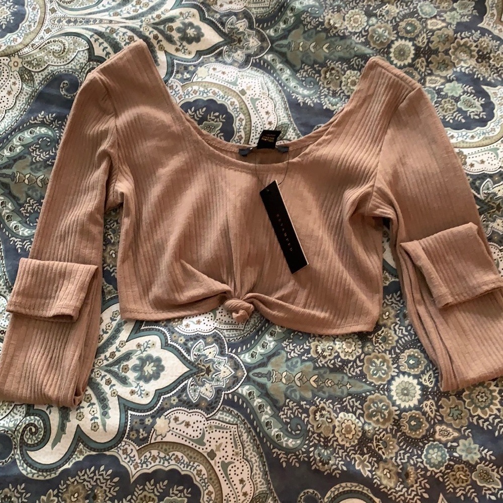 Long sleeved crop top